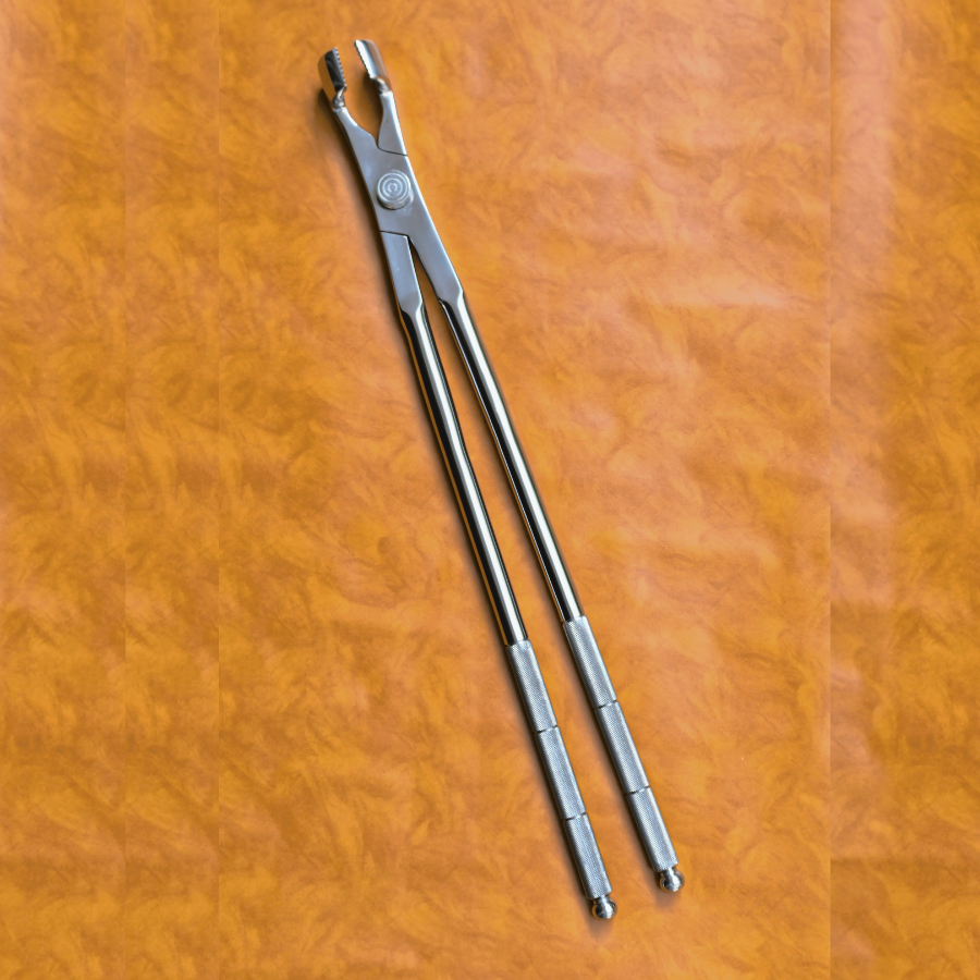 Molar Equine Dental Forceps with Fulcrum 21" Main image