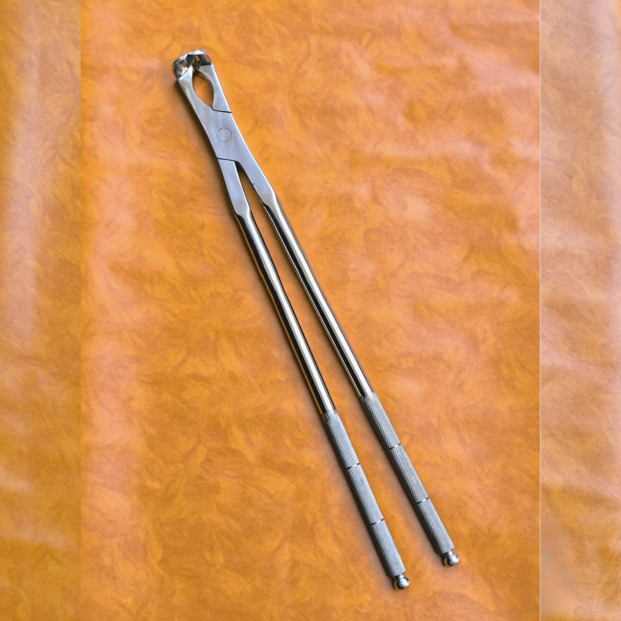 Spreader 21" Equine Dental Forceps Secondary image