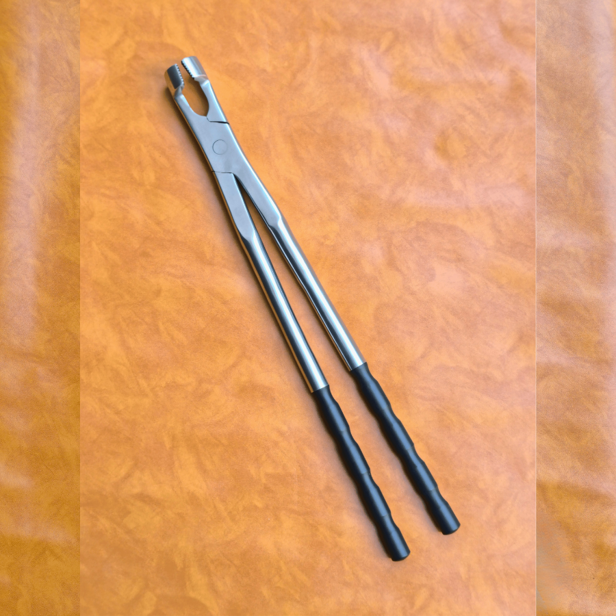 Molar Serrated Jaw Pony Forceps 15"