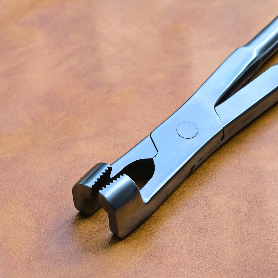 Molar Serrated Jaw Pony Forceps 15"