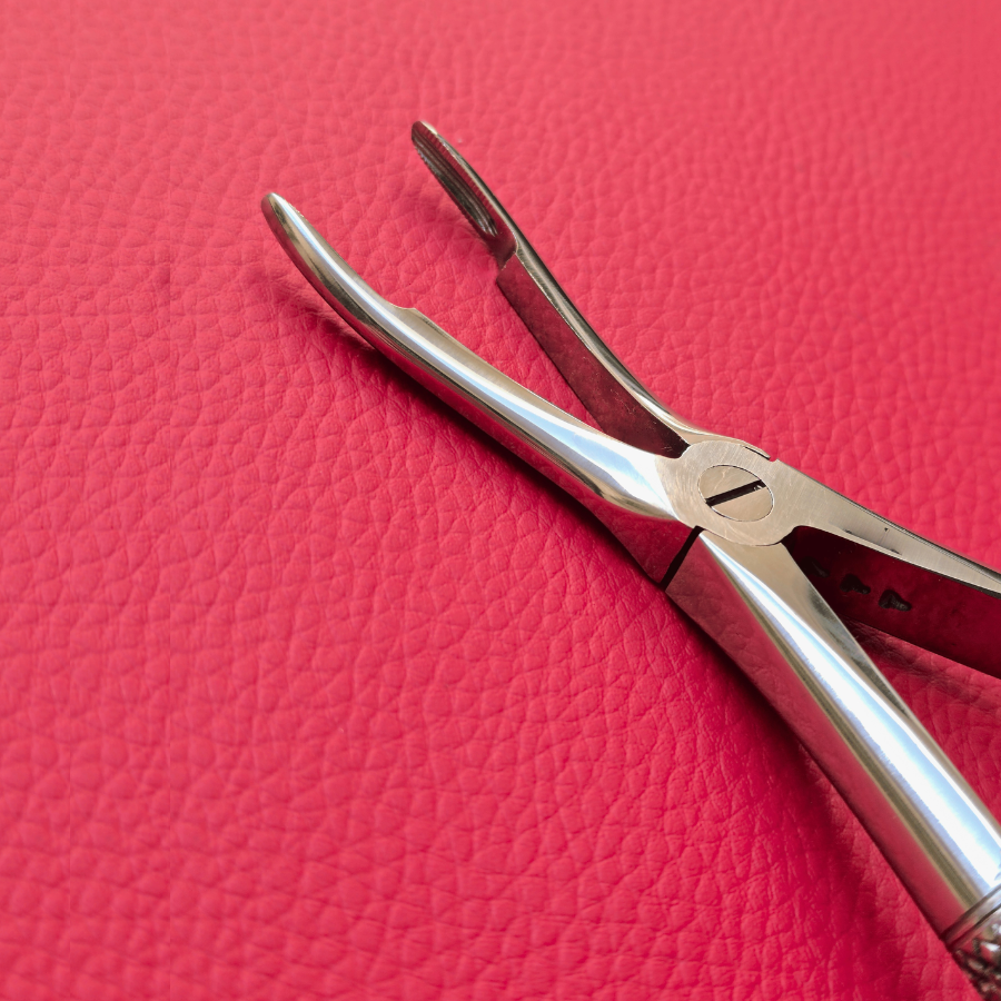 Set Of 4 Multi-Functional Forceps
