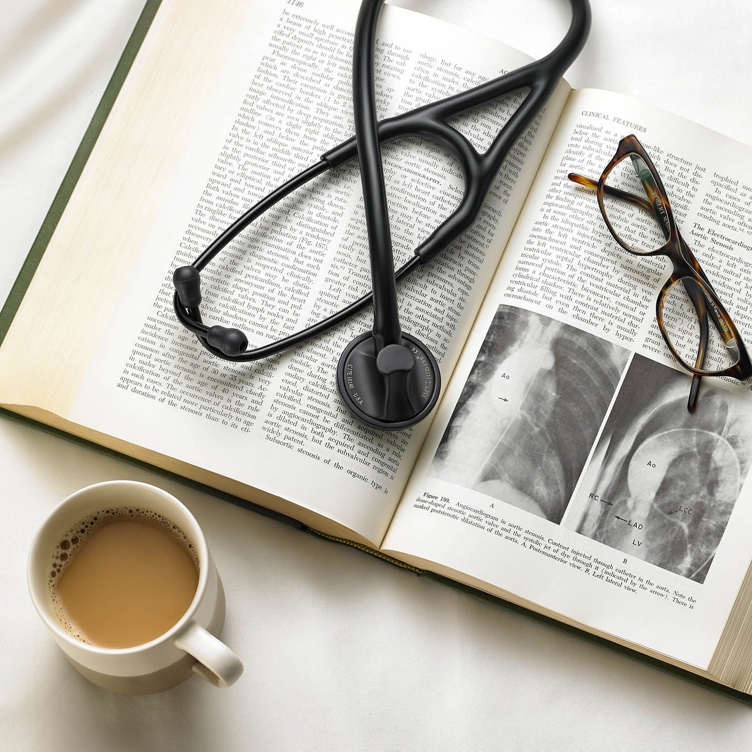 Littmann Master Cardiology Stethoscope - All Black 2161 Secondary image